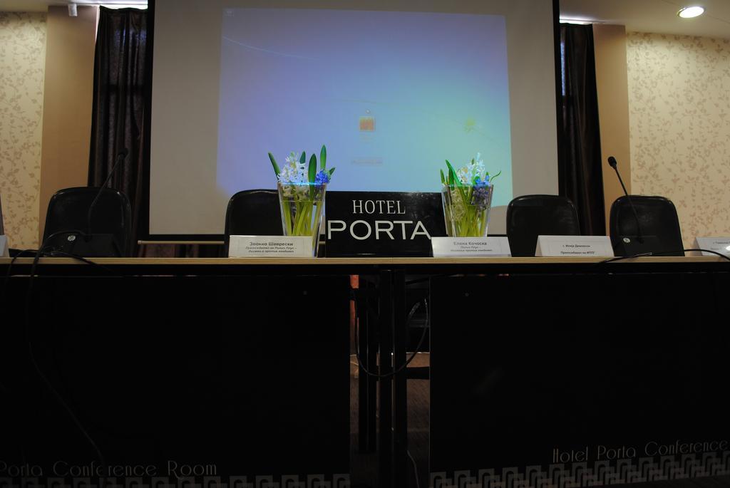 Hotel Porta Скопье Экстерьер фото